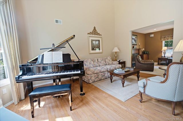 46 Oceanview Boulevard, Manorville, NY 11949
