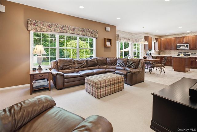 46 Oceanview Boulevard, Manorville, NY 11949