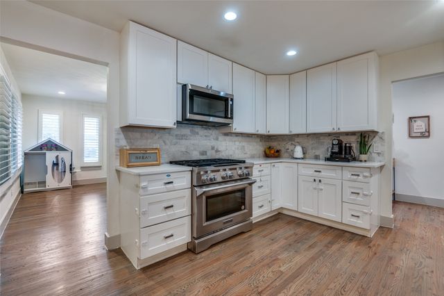 6616 Saint Anne Street, Dallas, TX 75248