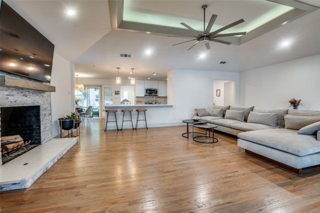 6616 Saint Anne Street, Dallas, TX 75248