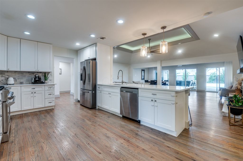 6616 Saint Anne Street, Dallas, TX 75248