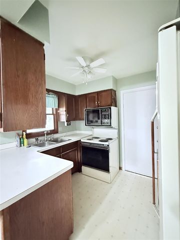 125 Loyd Drive, Battle Creek, MI 49015