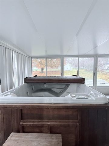 125 Loyd Drive, Battle Creek, MI 49015