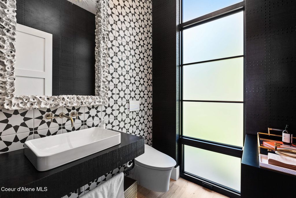 2124 E Kettle Ridge RD, Harrison, ID 83833 photo 17