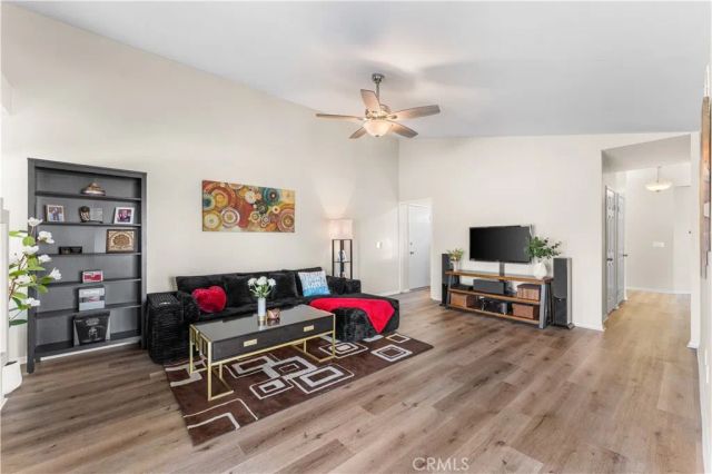 5309 Gardendale, Palmdale, CA 93551