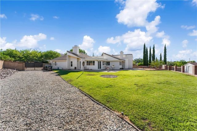 5309 Gardendale, Palmdale, CA 93551