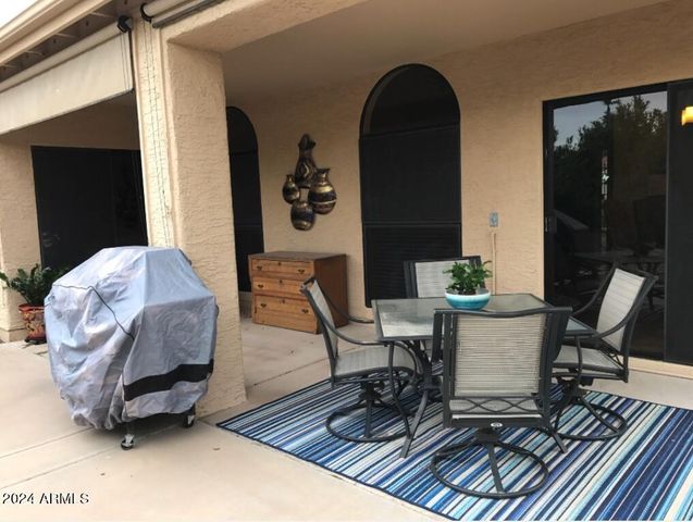 26006 S FOXGLENN Drive, Sun Lakes, AZ 85248