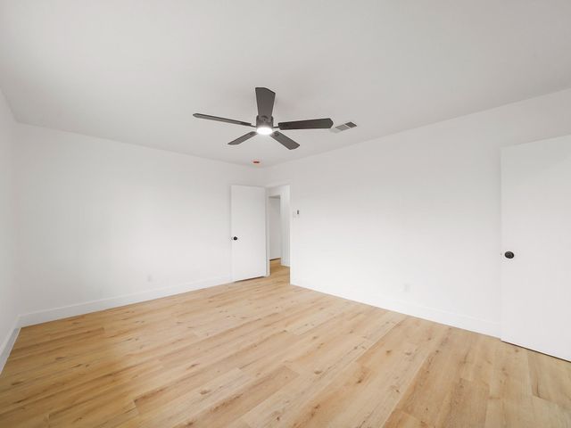 9811 Degas Lane, Houston, TX 77016