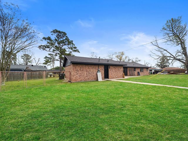 9811 Degas Lane, Houston, TX 77016