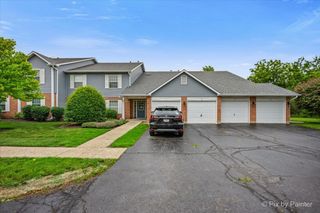 917 Golf Course Road 2, Crystal Lake, IL 60014