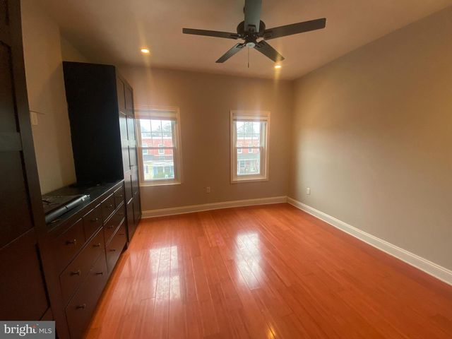 140 WALNUT AVE, Ardmore, PA 19003