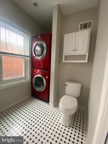 140 WALNUT AVE, Ardmore, PA 19003