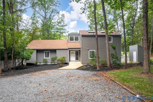 4200 Northwich Rd, Midlothian, VA 23112