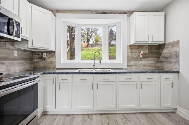 502 Emma St, Penn Twp, PA 15675