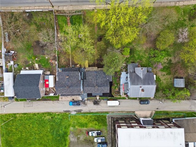 502 Emma St, Penn Twp, PA 15675