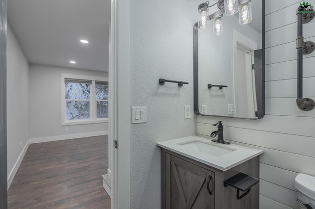 1157 ACORN CIRCLE, North Pole, AK 99705