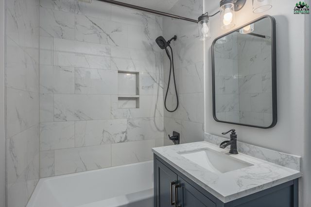 1157 ACORN CIRCLE, North Pole, AK 99705