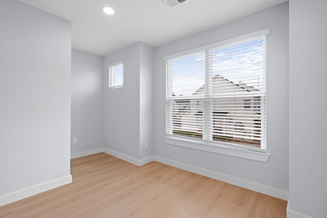 405 Curtis Hilton Way, Lebanon, TN 37087