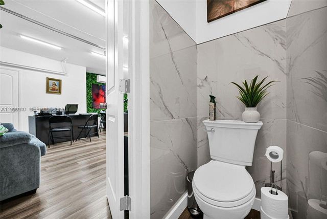 13416 SW 108th St Cir N, Miami, FL 33186