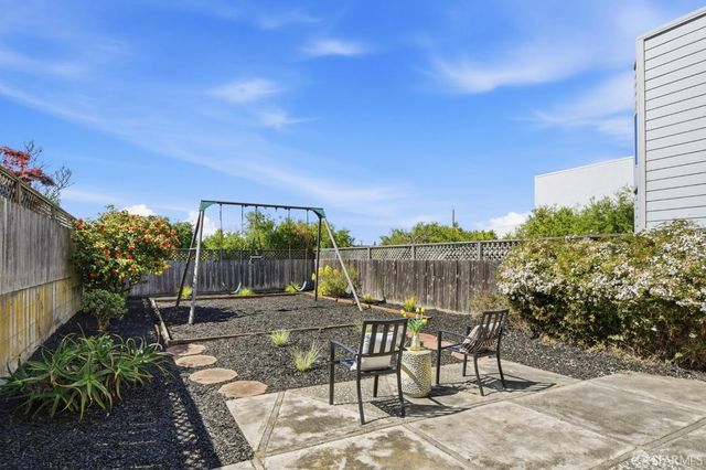 1627 22nd Avenue, San Francisco, CA 94122
