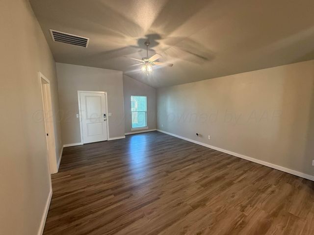 7107 ATHENS Street, Amarillo, TX 79118