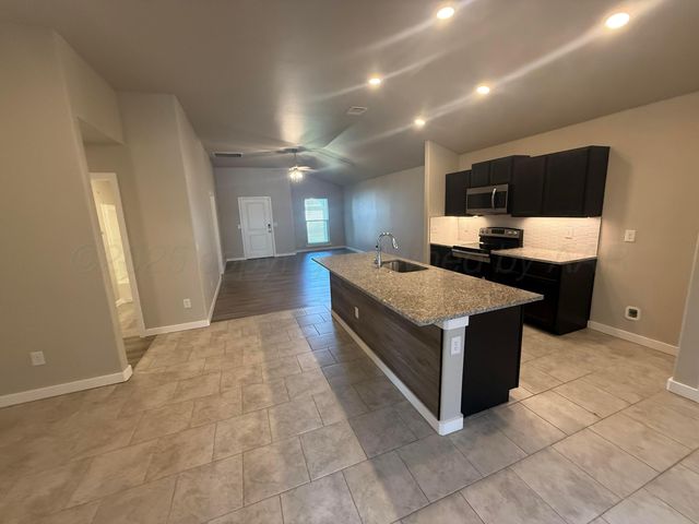 7107 ATHENS Street, Amarillo, TX 79118