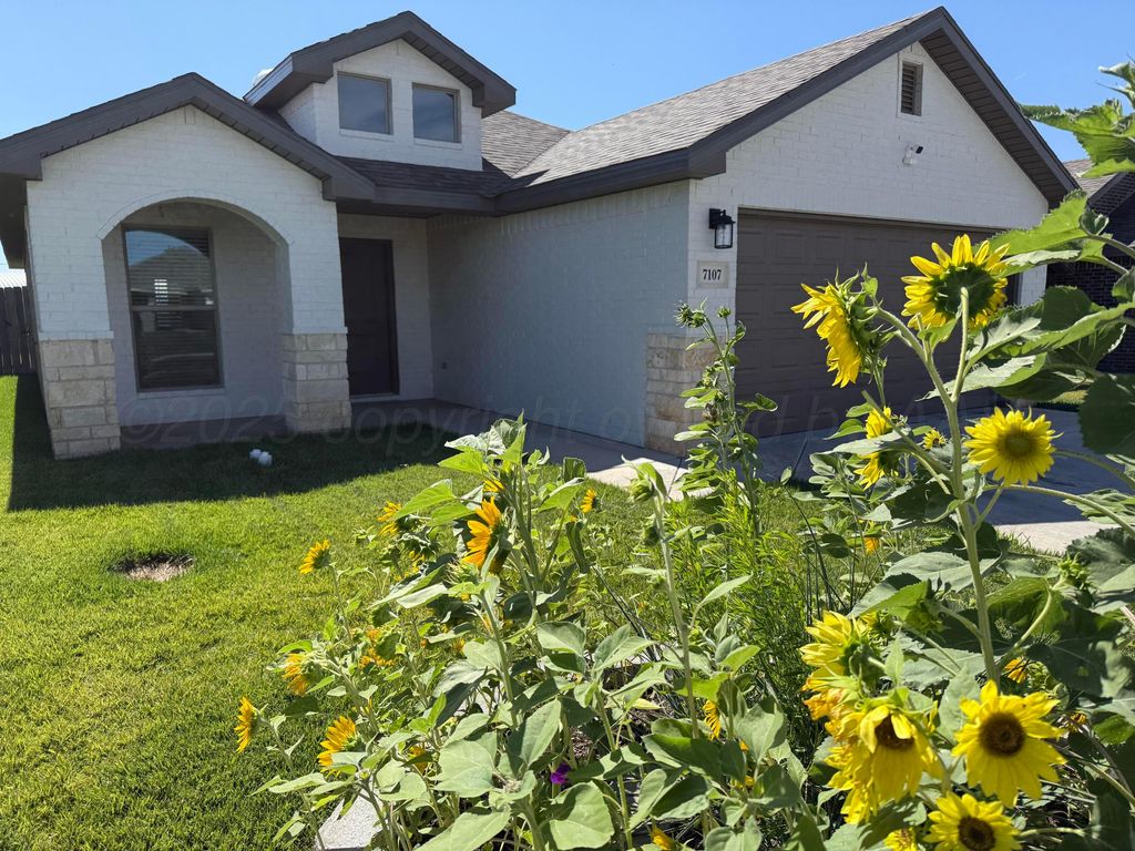 7107 ATHENS Street, Amarillo, TX 79118