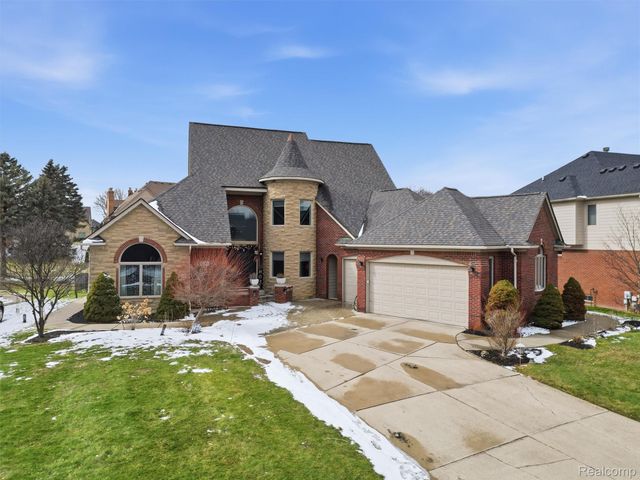 54465 Birchfield Drive E, Shelby Charter Township, MI 48316