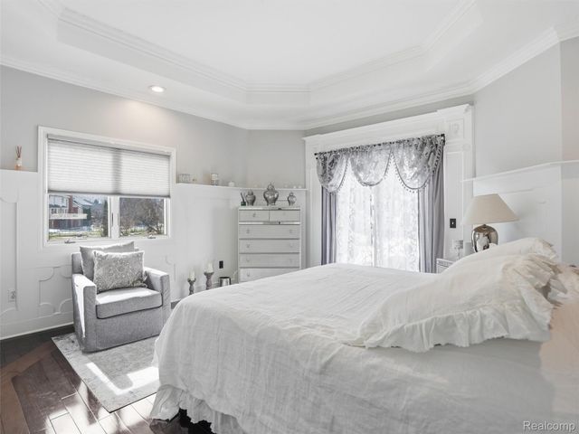 54465 Birchfield Drive E, Shelby Charter Township, MI 48316