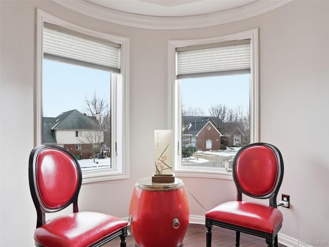 54465 Birchfield Drive E, Shelby Charter Township, MI 48316