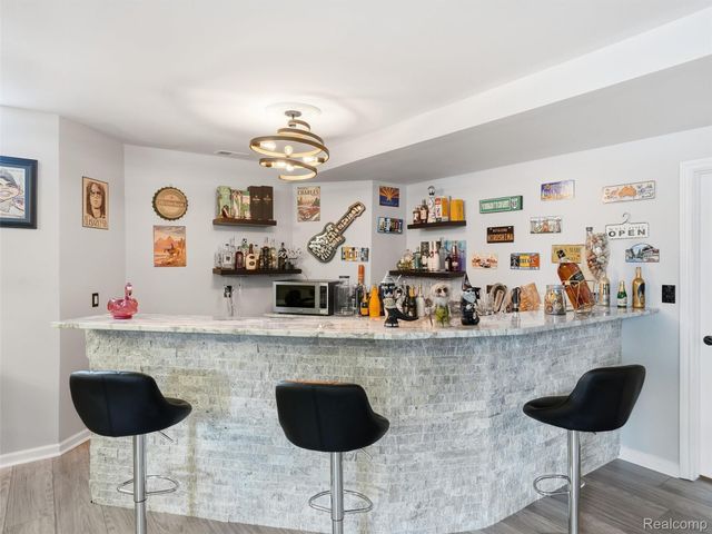 54465 Birchfield Drive E, Shelby Charter Township, MI 48316