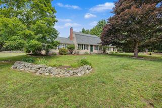 1526 King Hill Road, New London, NH 03257