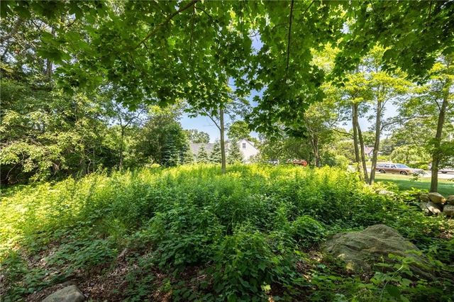 4 Quail Run, Westerly, RI 02891