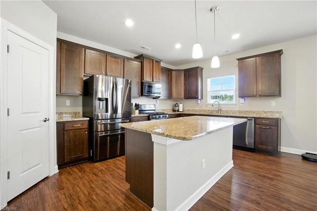 224 McCormick DR, Suffolk, VA 23434