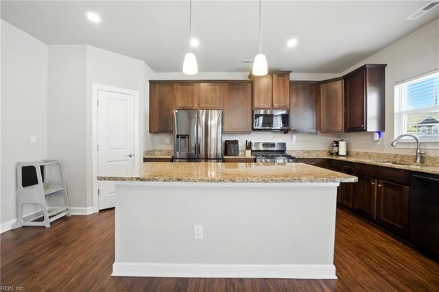 224 McCormick DR, Suffolk, VA 23434