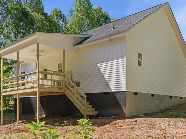 1222 Woodpecker Drive, Clover, SC 29710
