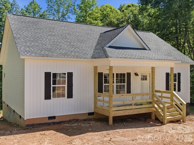 1222 Woodpecker Drive, Clover, SC 29710