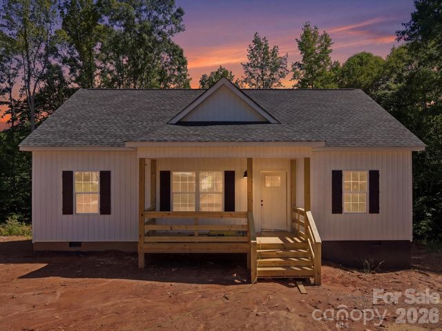 1222 Woodpecker Drive, Clover, SC 29710