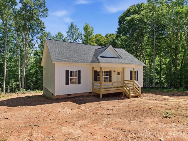 1222 Woodpecker Drive, Clover, SC 29710