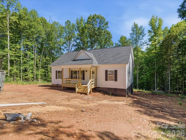 1222 Woodpecker Drive, Clover, SC 29710
