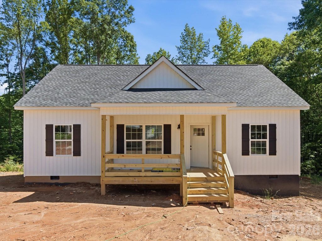 1222 Woodpecker Drive, Clover, SC 29710