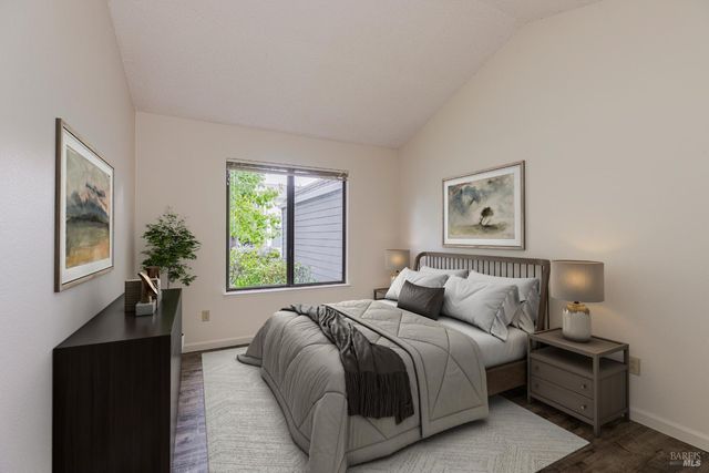 601 Marylyn Cir, Petaluma, CA 94954