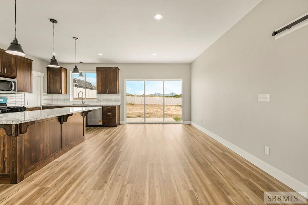 Image 10 of property listing at 564 Vista Drive, Pocatello, ID 83201