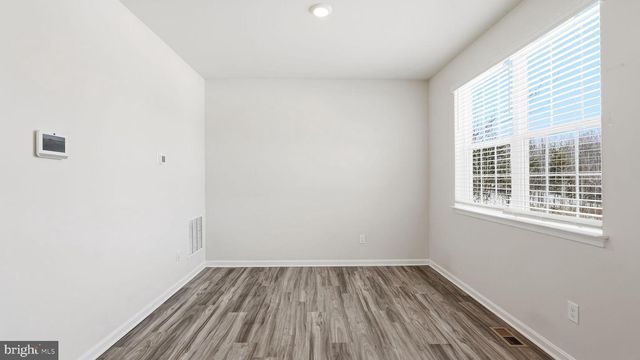 141 LIVINGWOOD CT, Fredericksburg, VA 22405