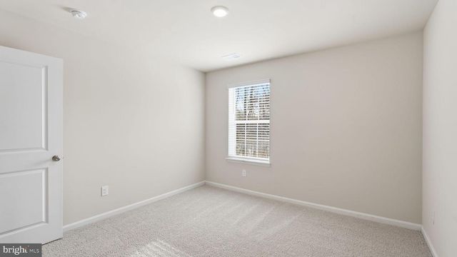 141 LIVINGWOOD CT, Fredericksburg, VA 22405