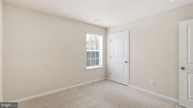 141 LIVINGWOOD CT, Fredericksburg, VA 22405