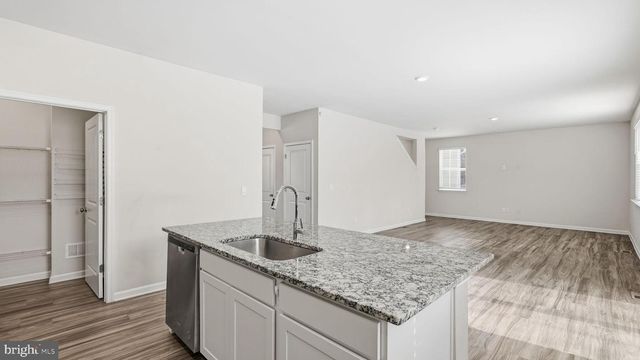 141 LIVINGWOOD CT, Fredericksburg, VA 22405