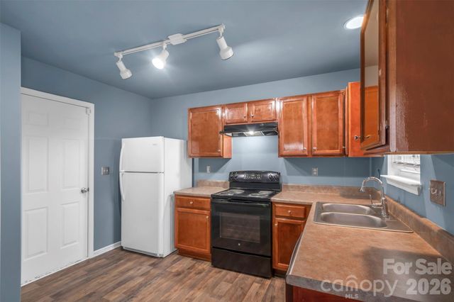 1244 Salvadore Court, Gastonia, NC 28052