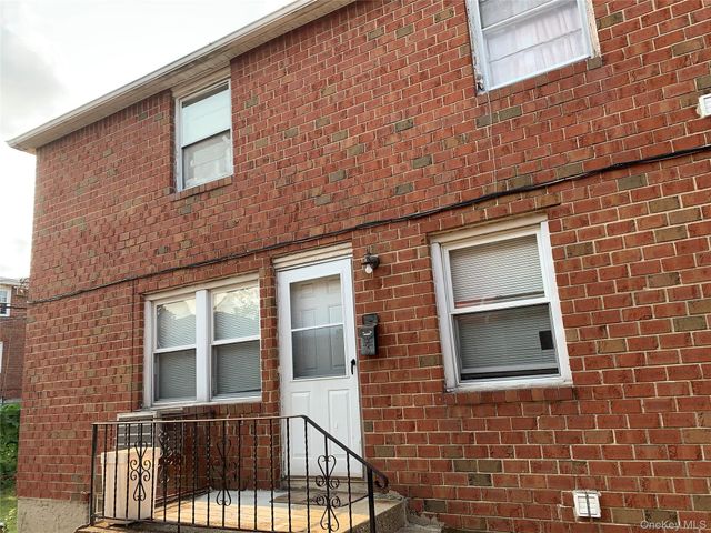 29-04 204th Street 1Floor, Bayside, NY 11360