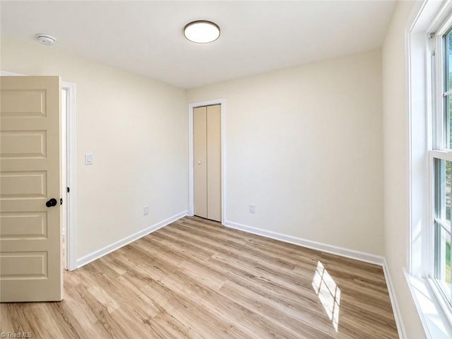 321 NEW Street, High Point, NC 27260